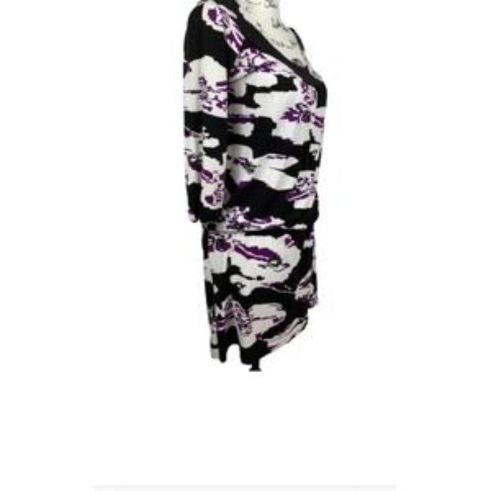 BCBGMaxazria Half Sleeve Pullover Dress Size M - Picture 3 of 4